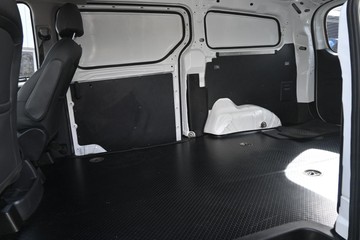 https://dvg-vehicle-assets.s3.amazonaws.com/U14751/9skdt587knigvvnb27wes7s5.jpg