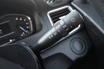 https://dvg-vehicle-assets.s3.amazonaws.com/U14751/ccg9lp4rvqvwq1xlrew7rpe5m.jpg