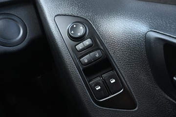 https://dvg-vehicle-assets.s3.amazonaws.com/U14751/emu8t4dj1atado1n1untrrp3s.jpg