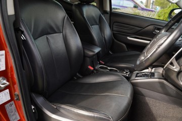https://dvg-vehicle-assets.s3.amazonaws.com/U14764/9w8ehi72wkvztm864w7gaa4wh.jpg