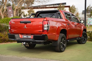 https://dvg-vehicle-assets.s3.amazonaws.com/U14764/d2t7fm4u0avqnfu4grcx2eh7o.jpg