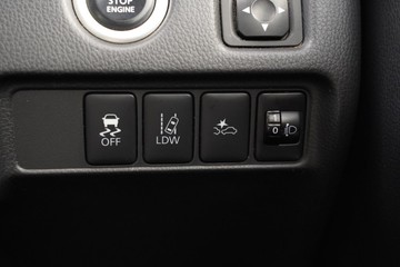 https://dvg-vehicle-assets.s3.amazonaws.com/U14764/dy22lkvxnre3nxww1c3csb3j2.jpg