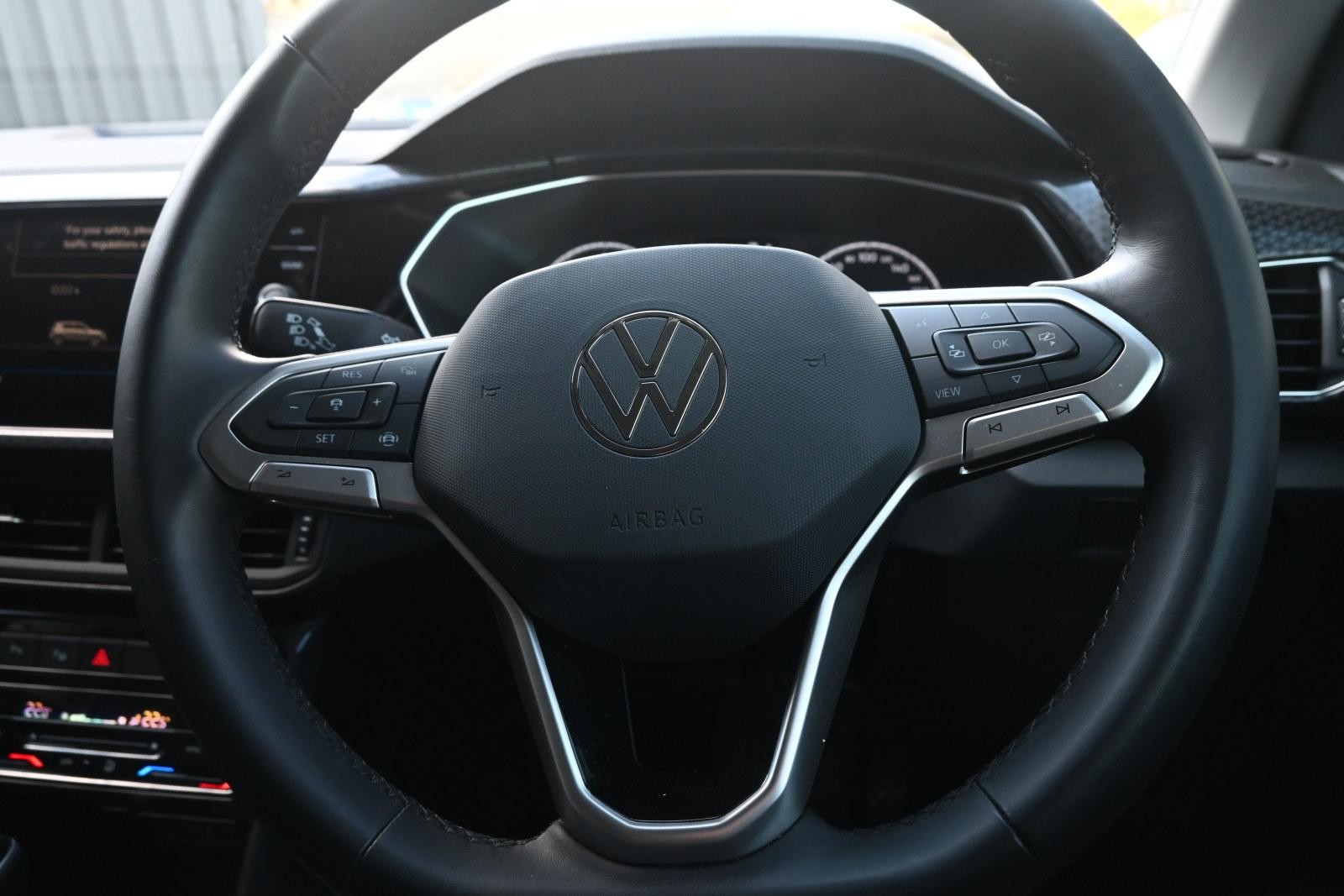 Volkswagen T-cross image 4