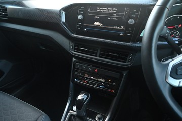 https://dvg-vehicle-assets.s3.amazonaws.com/U14830/8o0n79chyxzz1uv5ywcx2s3kf.jpg