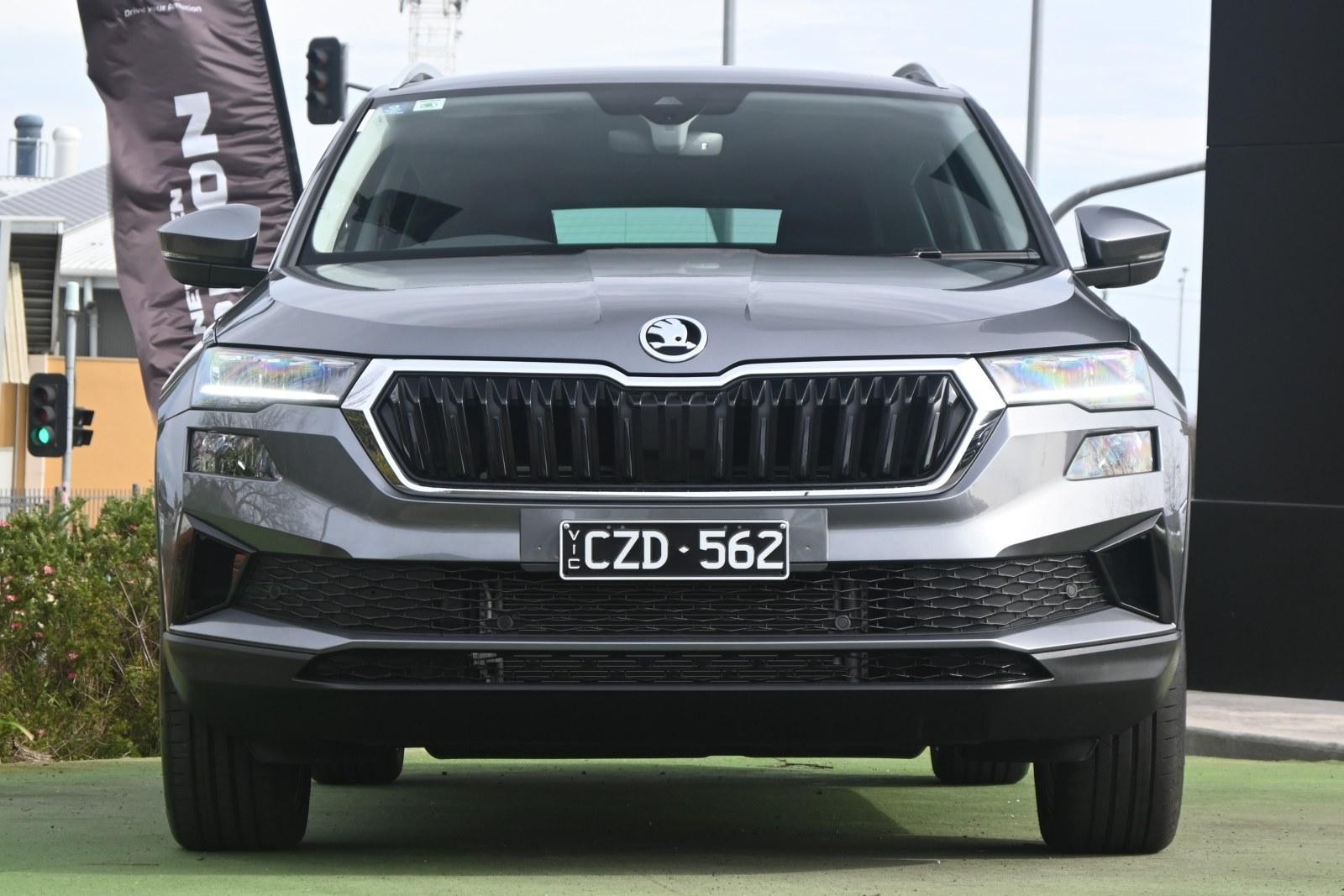 Skoda Karoq image 2