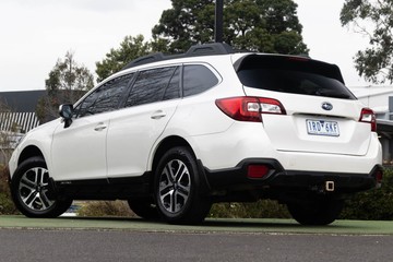 https://dvg-vehicle-assets.s3.amazonaws.com/U14888/5y58mfq42umqwlekq32e4x2p6.jpg