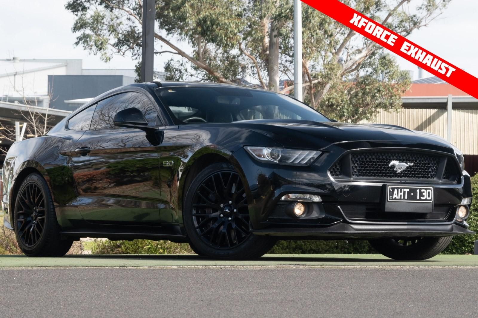 Ford Mustang image 1