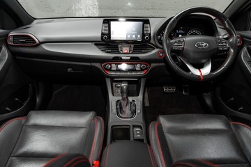 https://dvg-vehicle-assets.s3.amazonaws.com/U14993/alm4zfkx7dfycohnh91du42bi.jpg