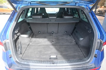 https://dvg-vehicle-assets.s3.amazonaws.com/U15008/8ytehun7g12kva1us6f9t5a6q.jpg