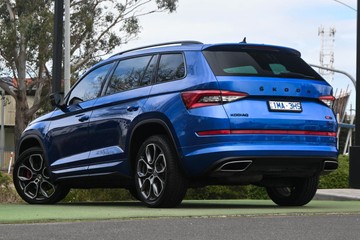 https://dvg-vehicle-assets.s3.amazonaws.com/U15008/eg1ojdxu3mkuv9uy0pgqmpx1u.jpg