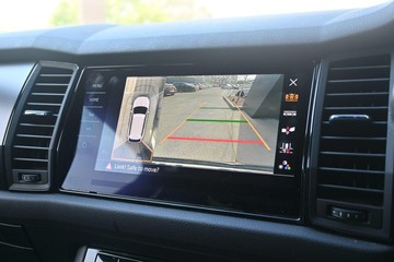 https://dvg-vehicle-assets.s3.amazonaws.com/U15008/utqt7y61nm3eqxackh6ppfed.jpg