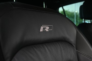 https://dvg-vehicle-assets.s3.amazonaws.com/U15066/2y4gotsaiv1q4lahmm421p4j3.jpg