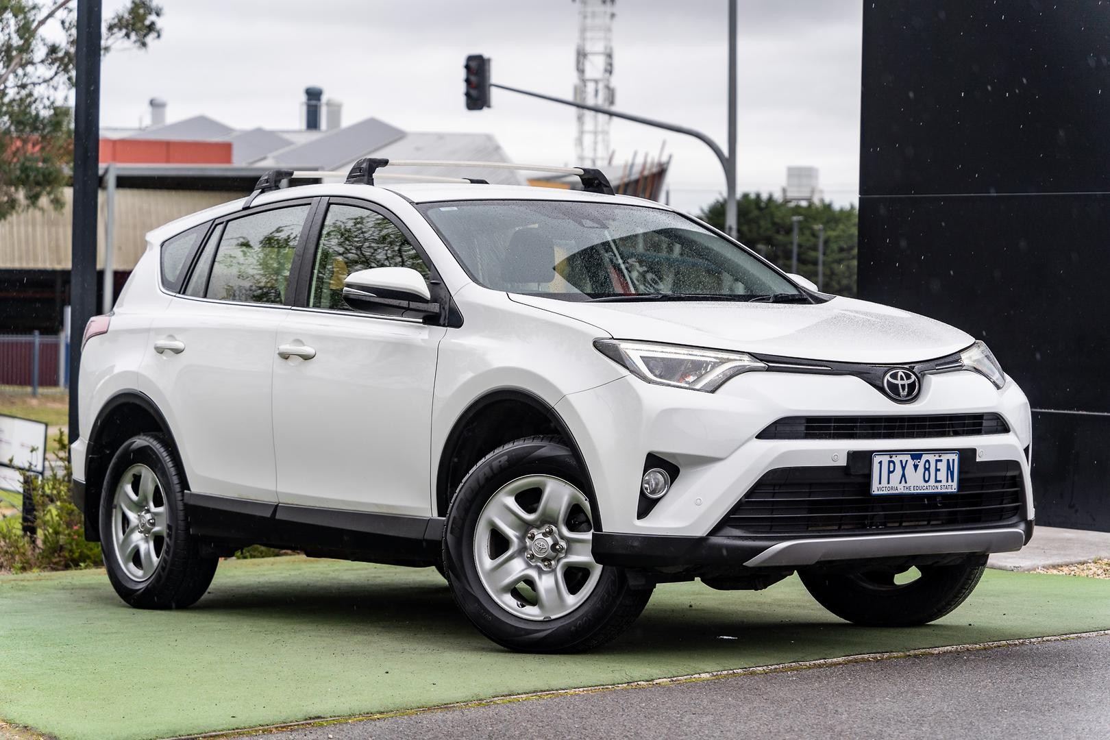 Toyota Rav4 image 1