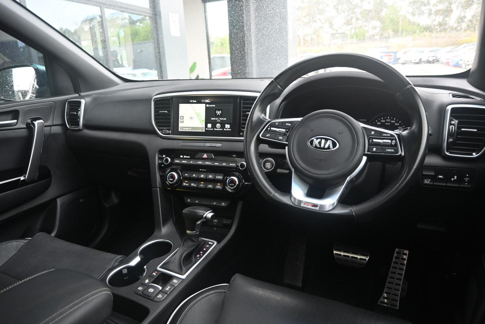 Kia Sportage image 3