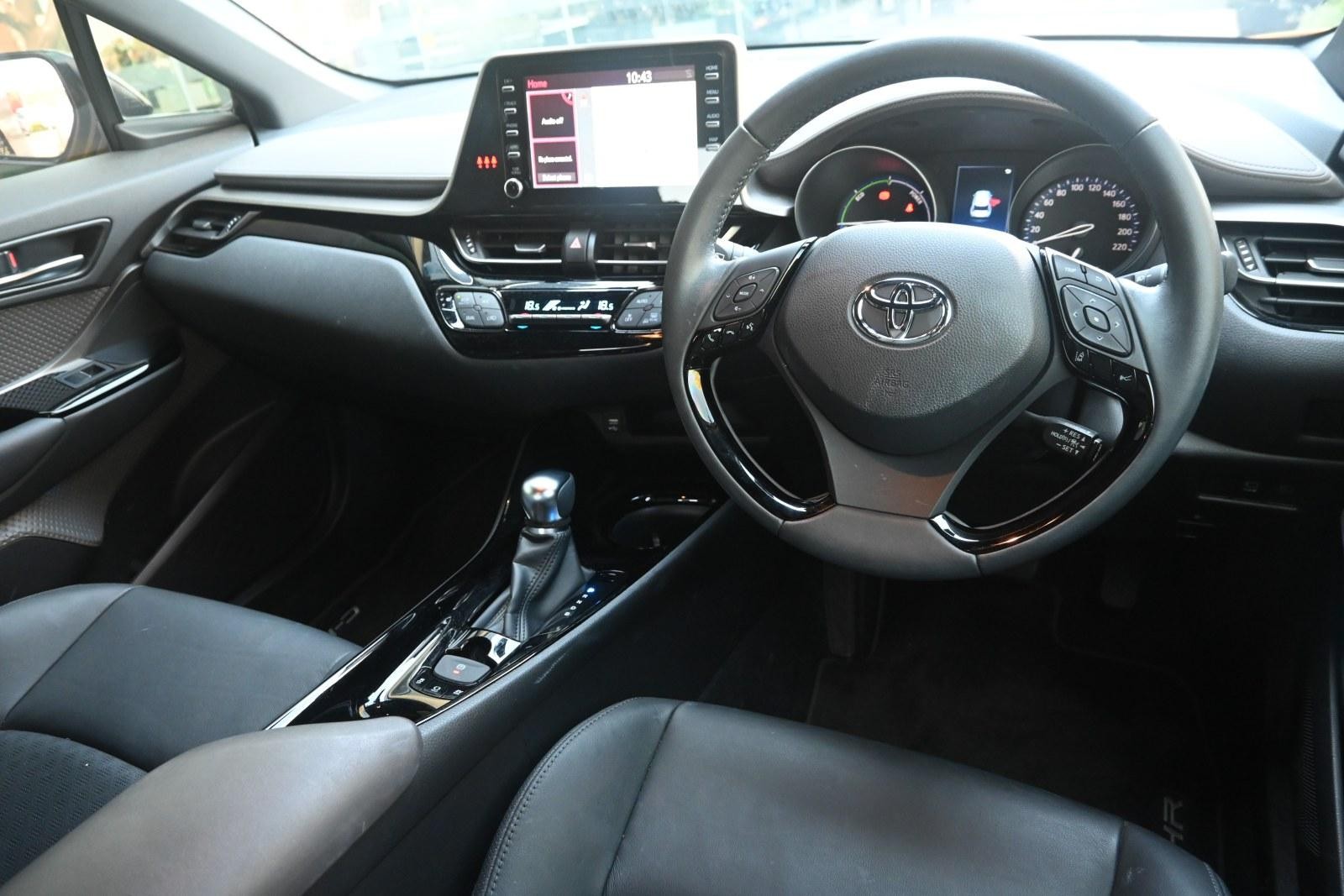 Toyota C-hr image 3