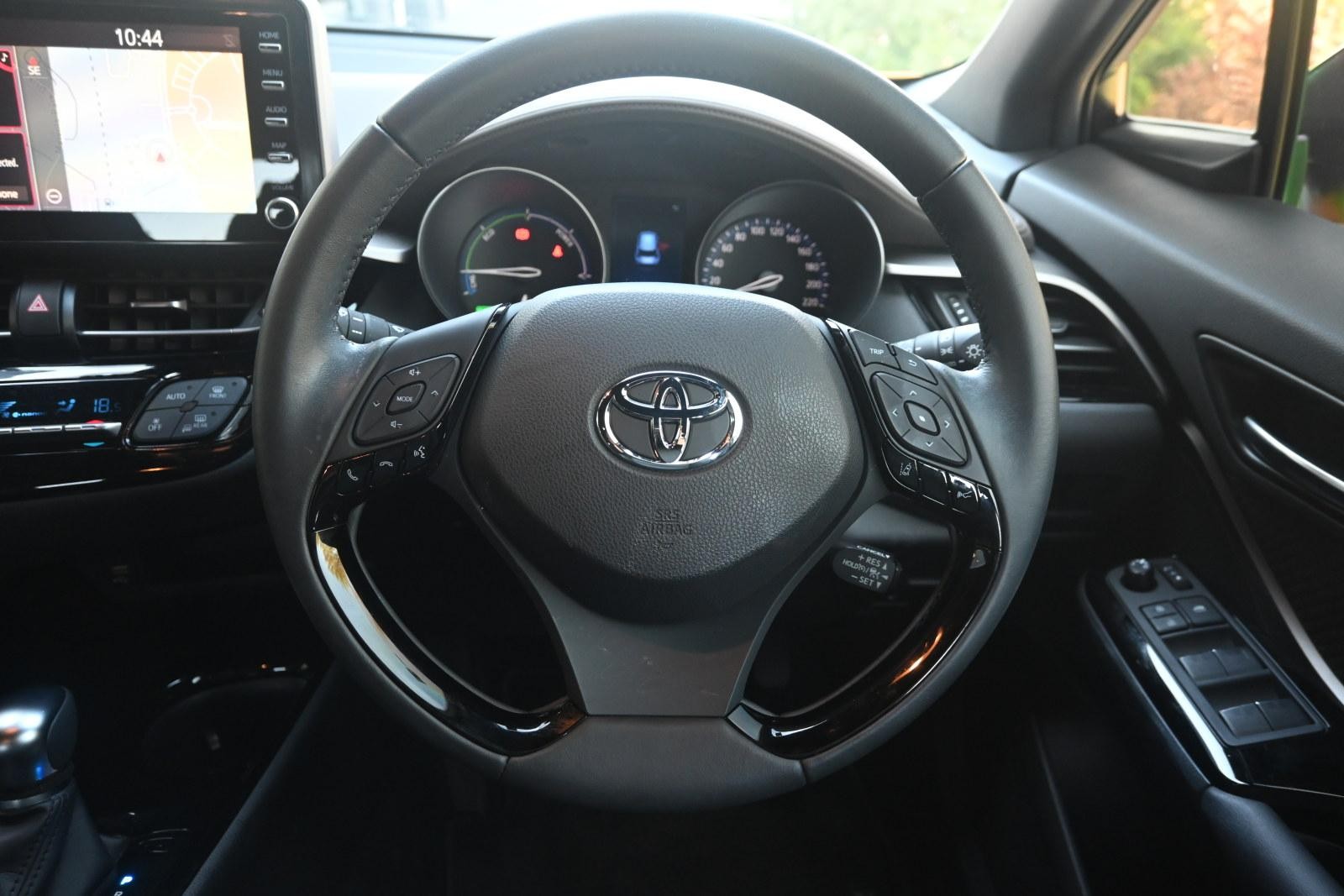 Toyota C-hr image 4