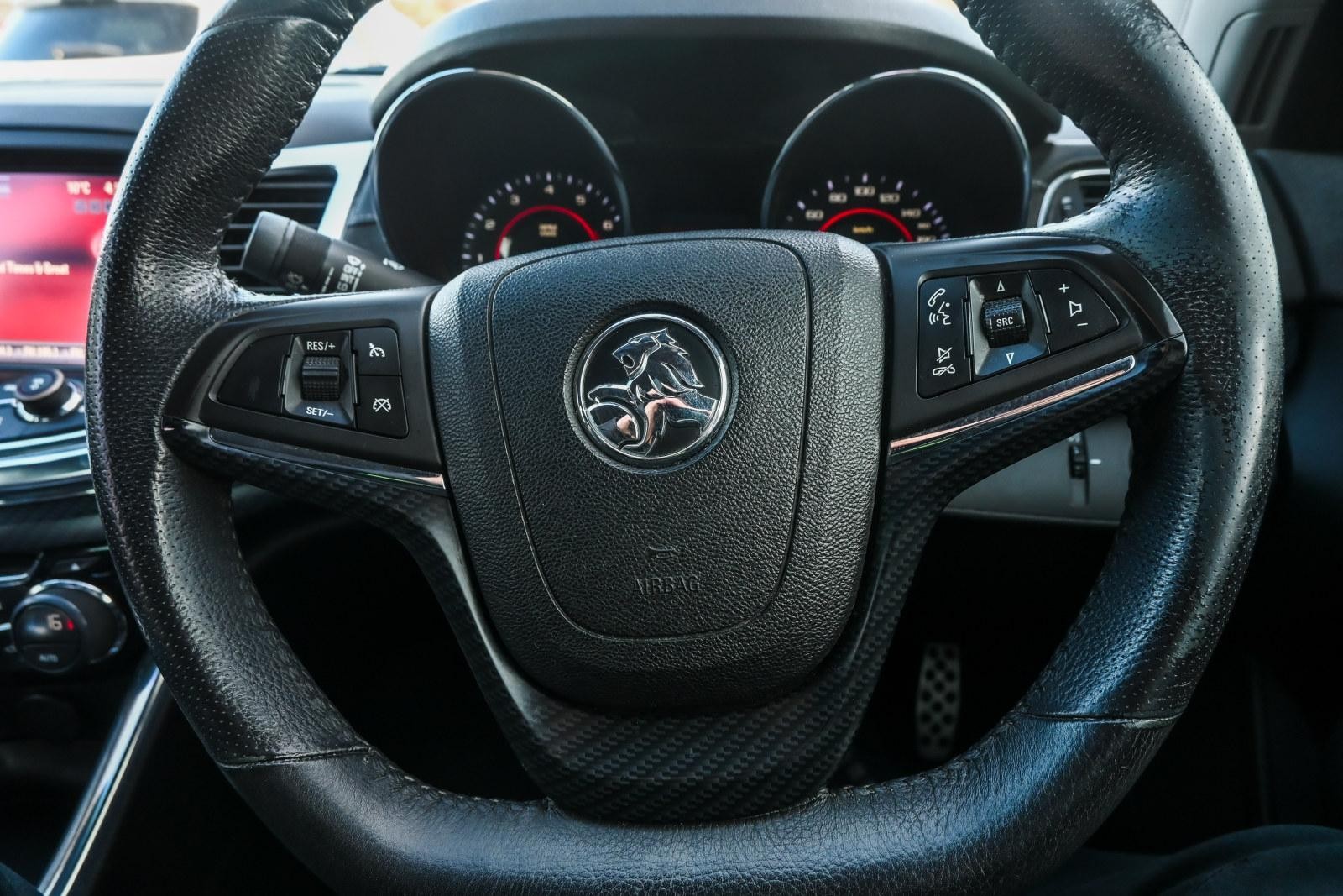 Holden Commodore image 4