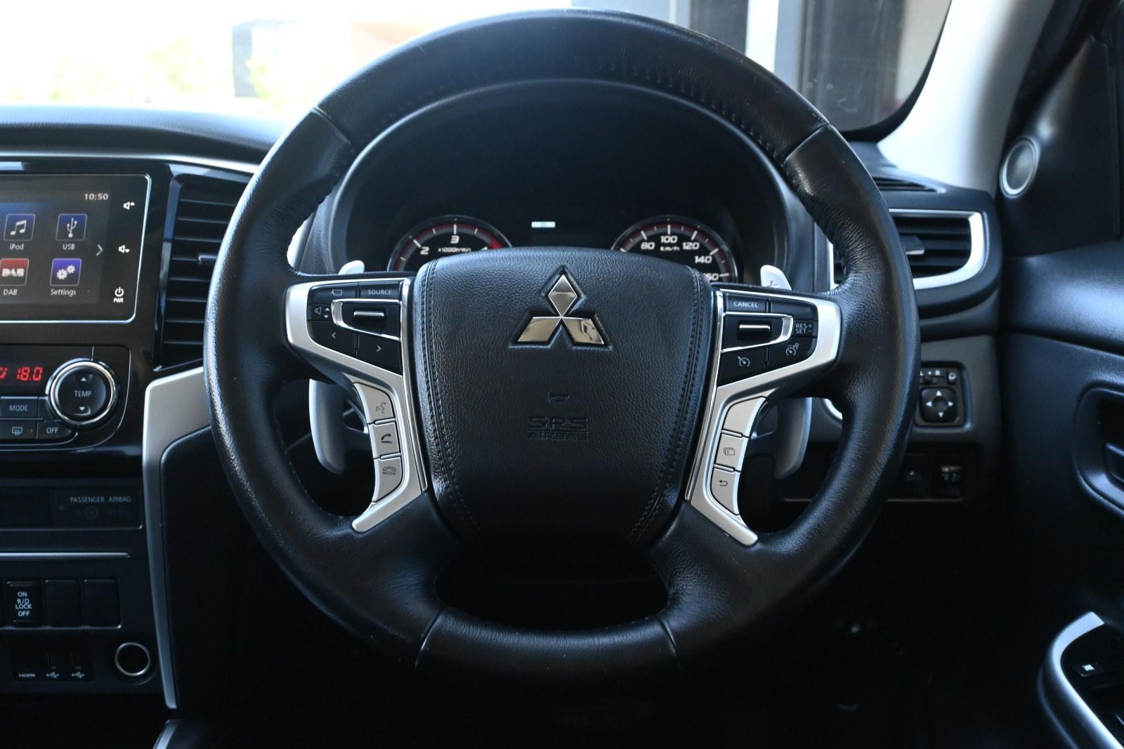 Mitsubishi Triton image 4