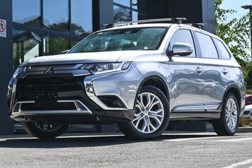 https://dvg-vehicle-assets.s3.amazonaws.com/U15228/kr17v0xn8jb7wckt8kg5f4sq.jpg