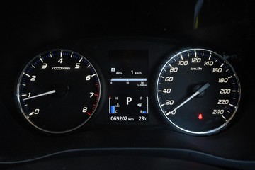 https://dvg-vehicle-assets.s3.amazonaws.com/U15233/mhaswidzd8s3seazgnld9hau.jpg