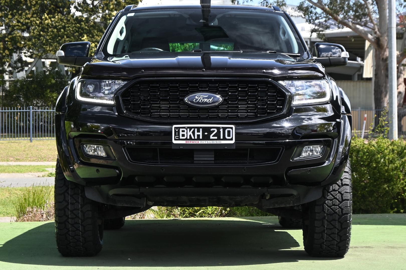 Ford Everest image 2