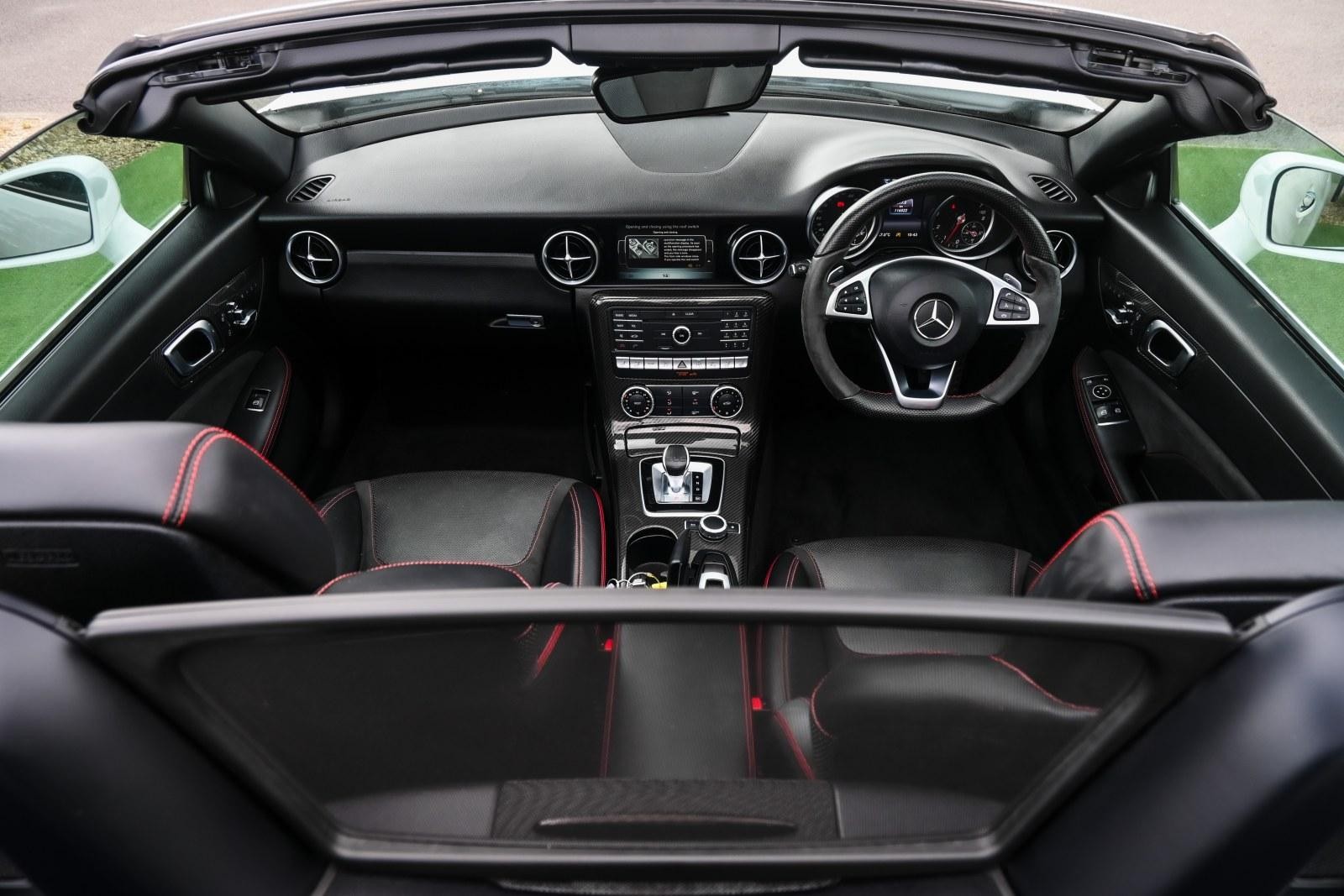 Mercedes Benz Slc-class image 3