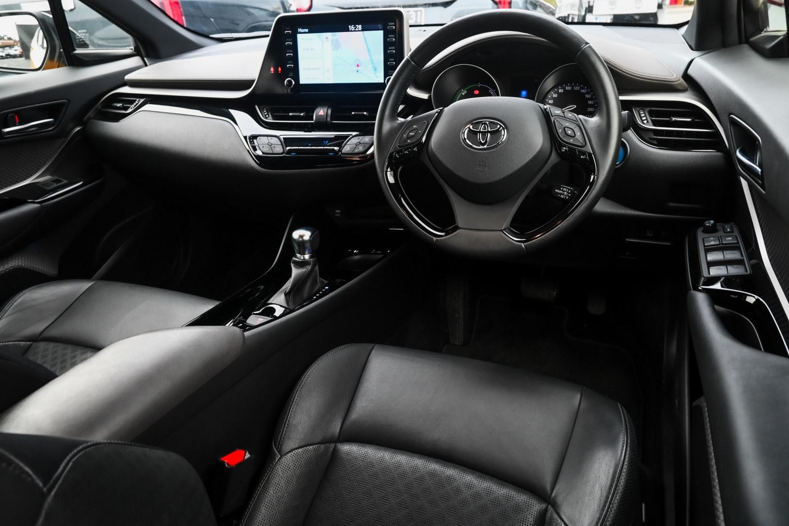 Toyota C-hr image 3