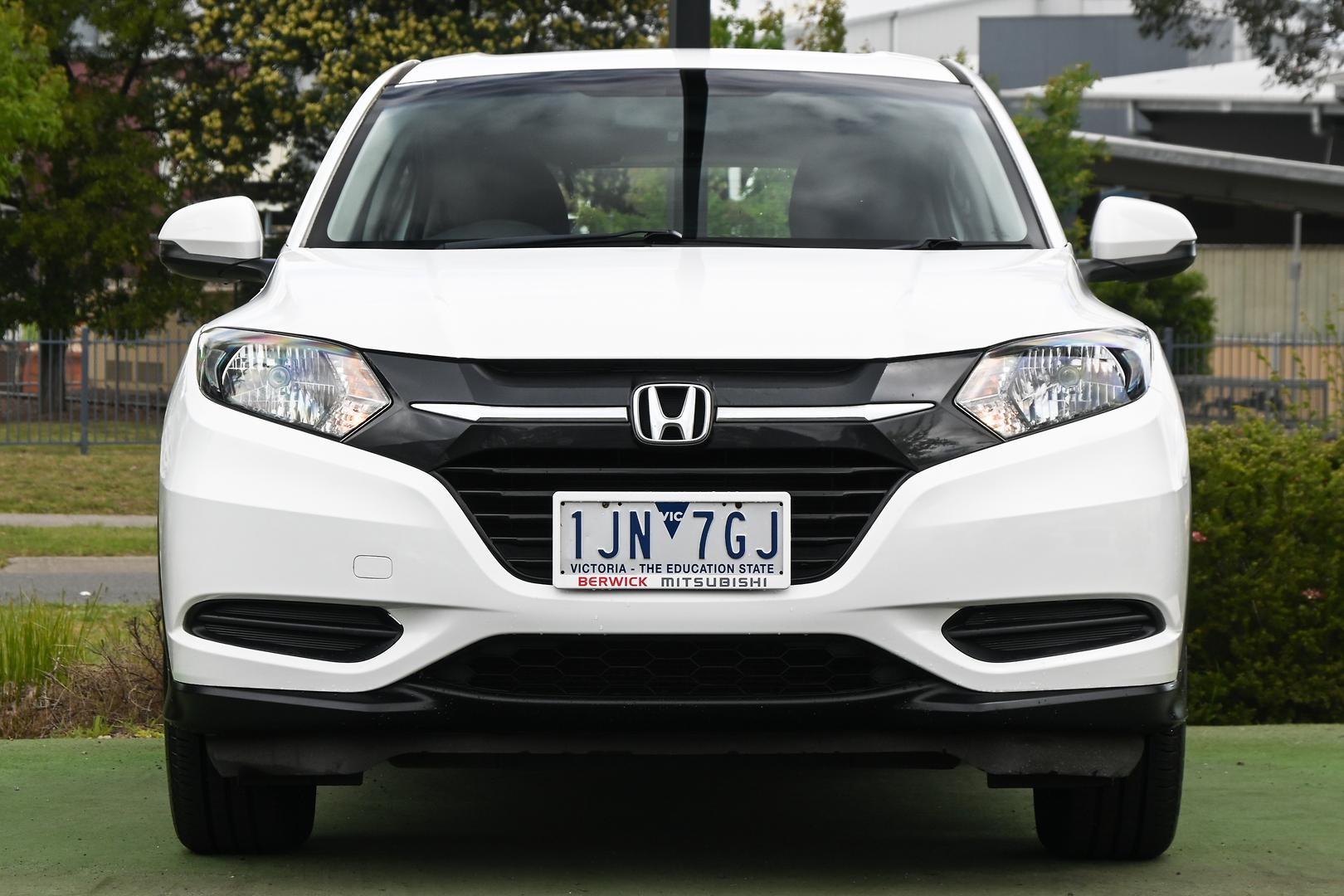 Honda Hr-v image 2