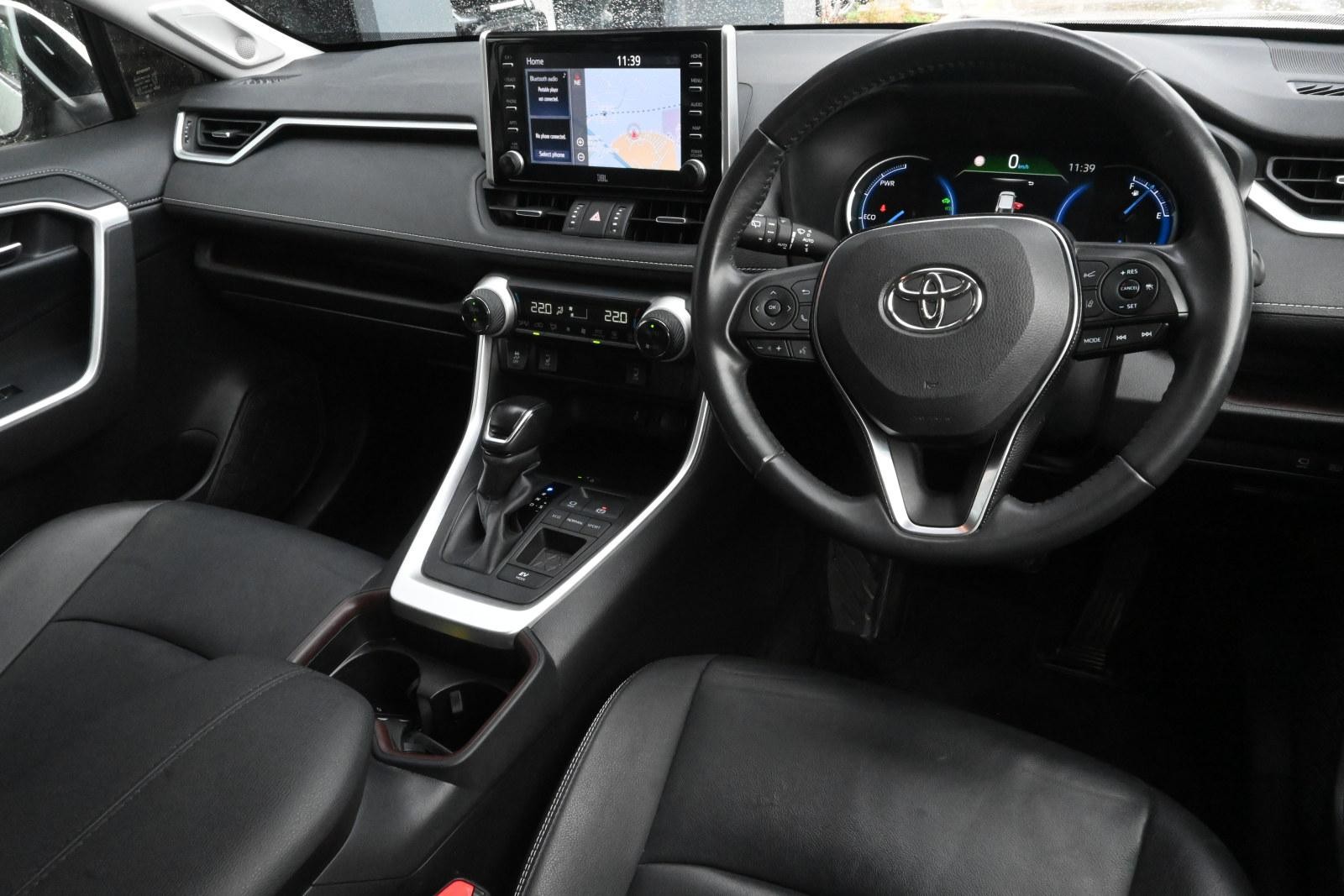 Toyota Rav4 image 3