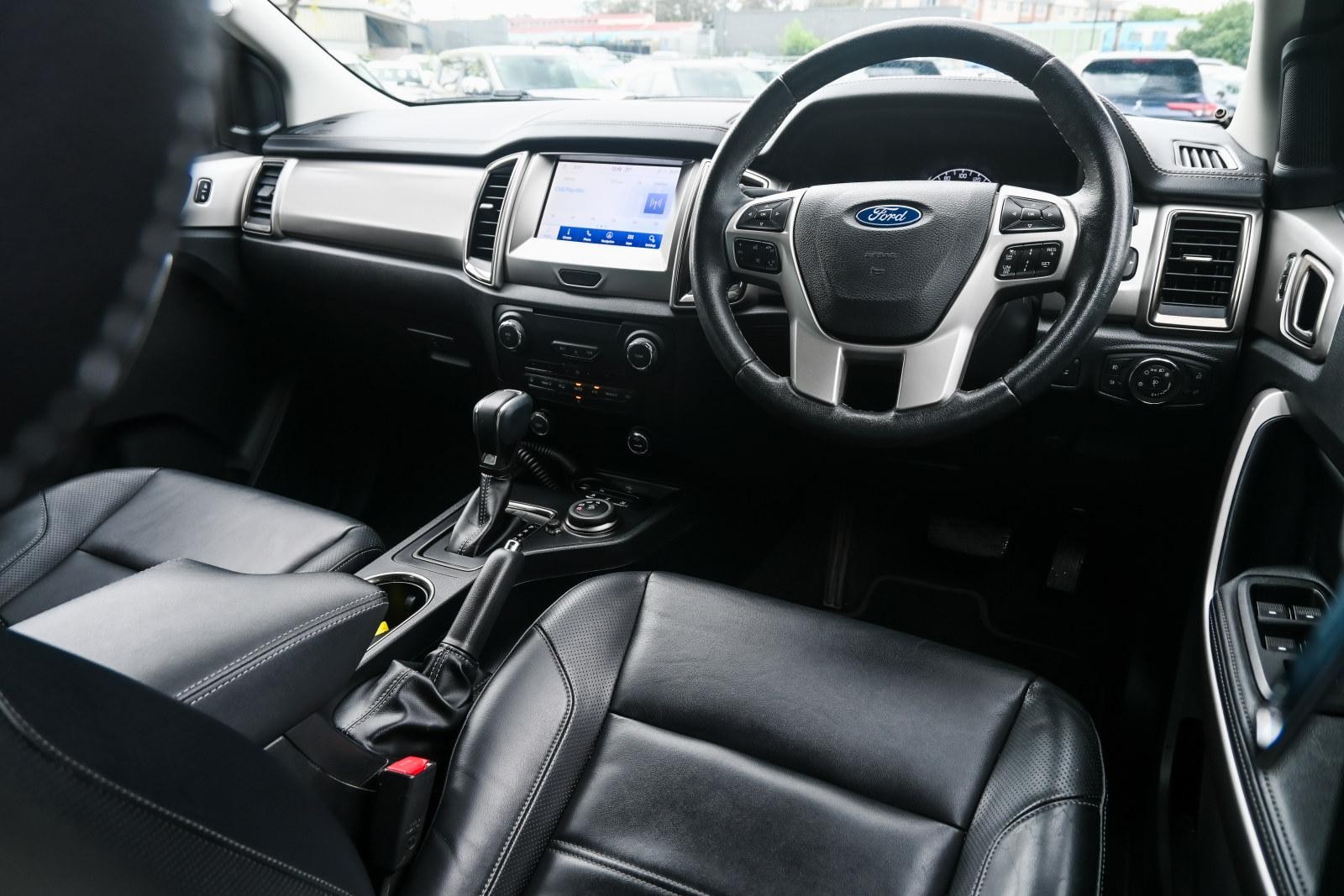 Ford Everest image 3