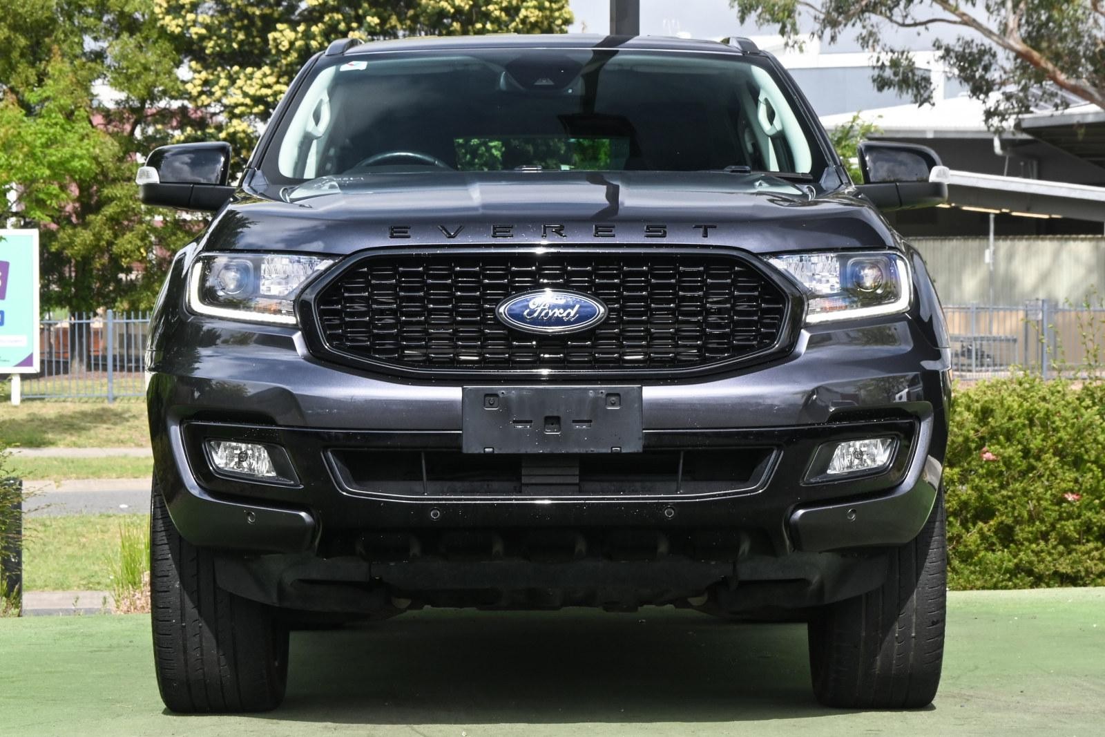 Ford Everest image 2