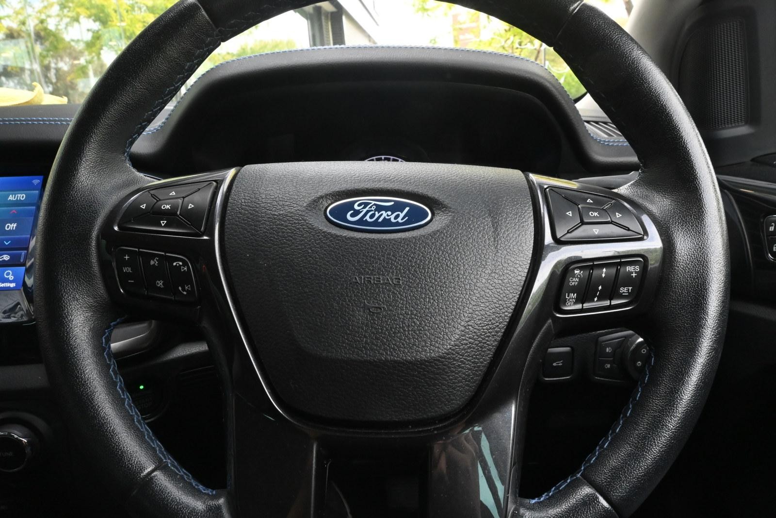 Ford Everest image 4