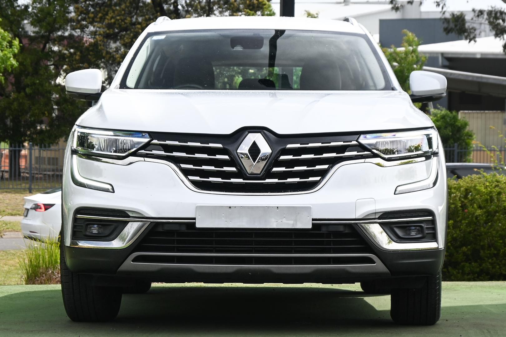 Renault Koleos image 2