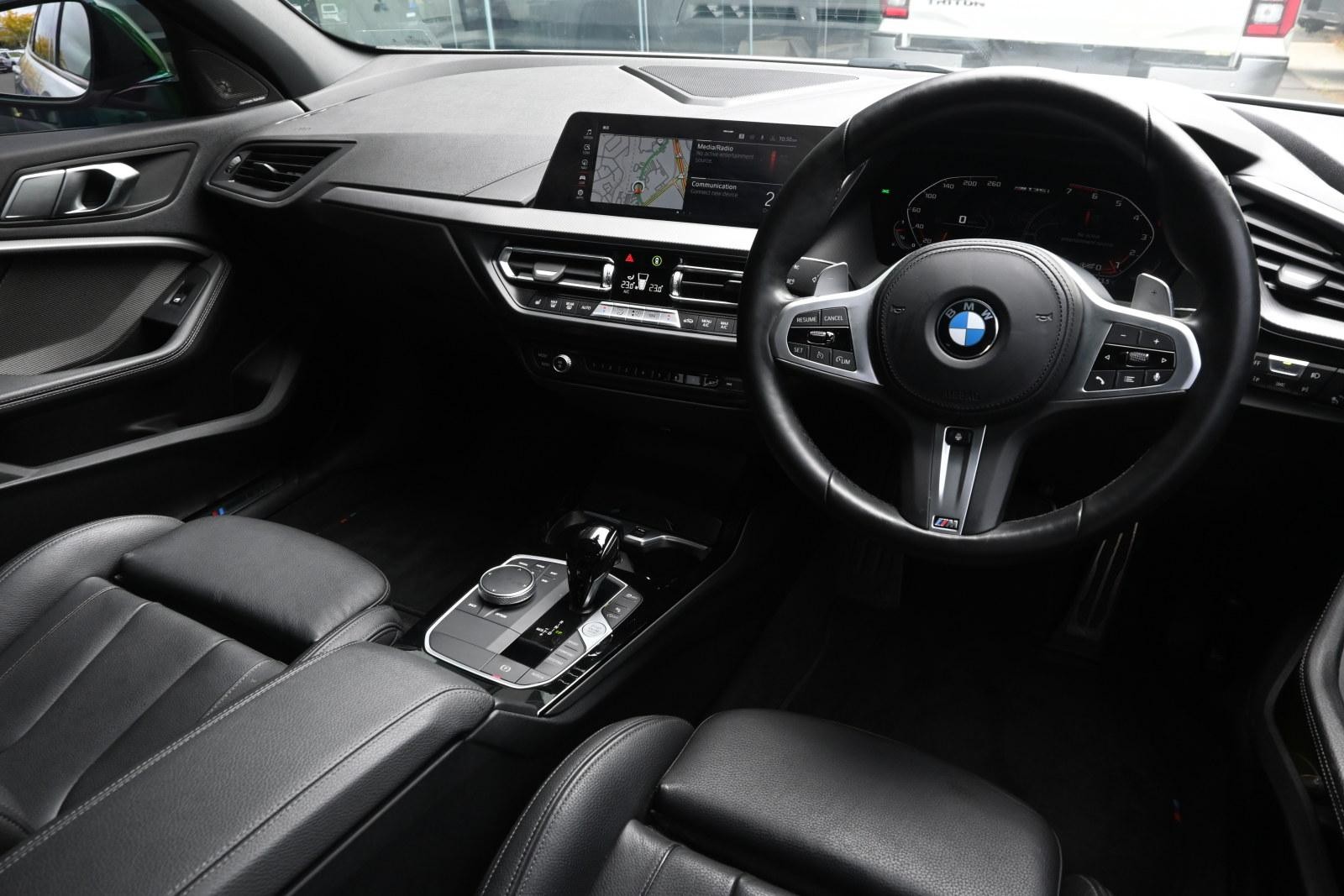 BMW 1 Series image 3