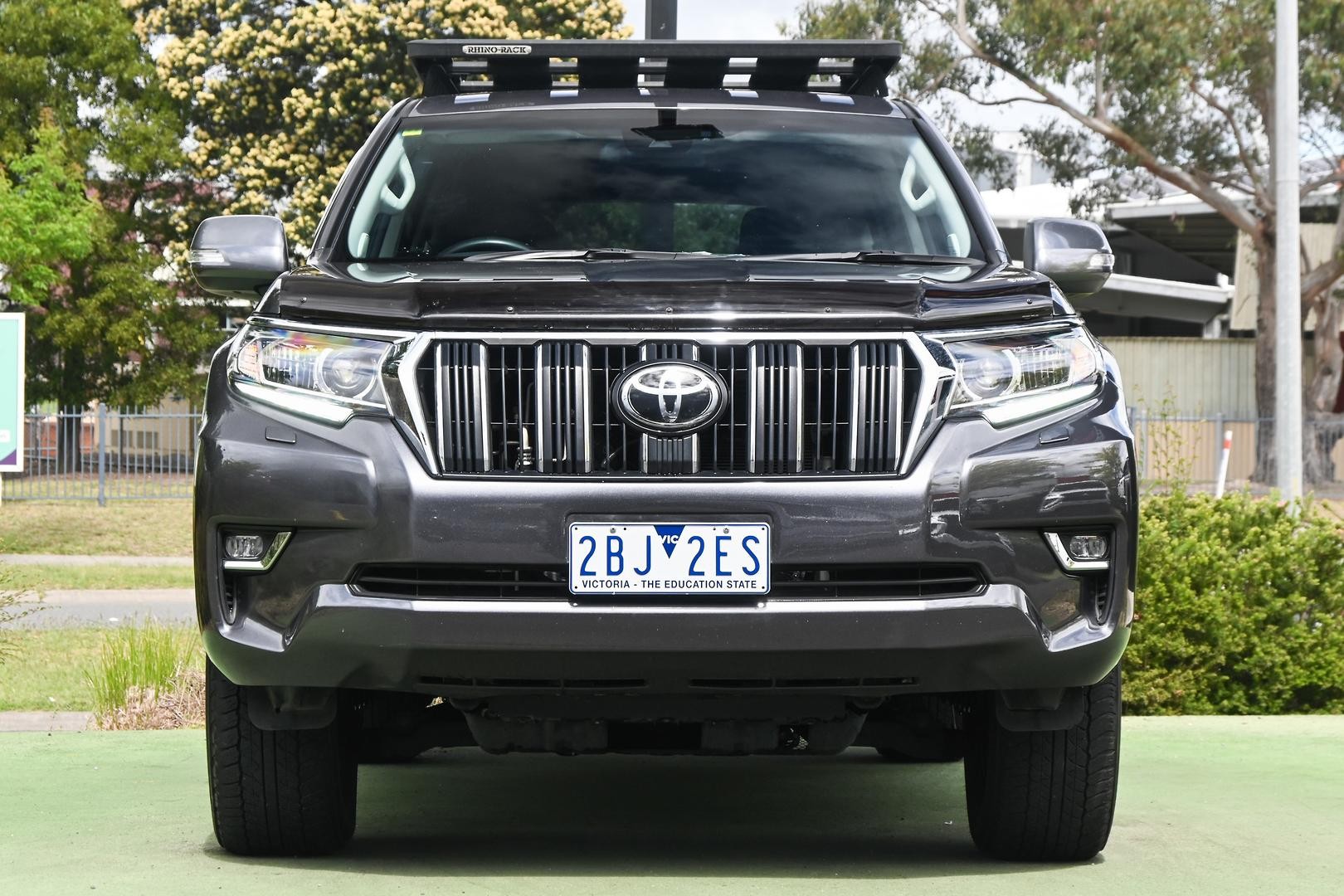 Toyota Landcruiser Prado image 2