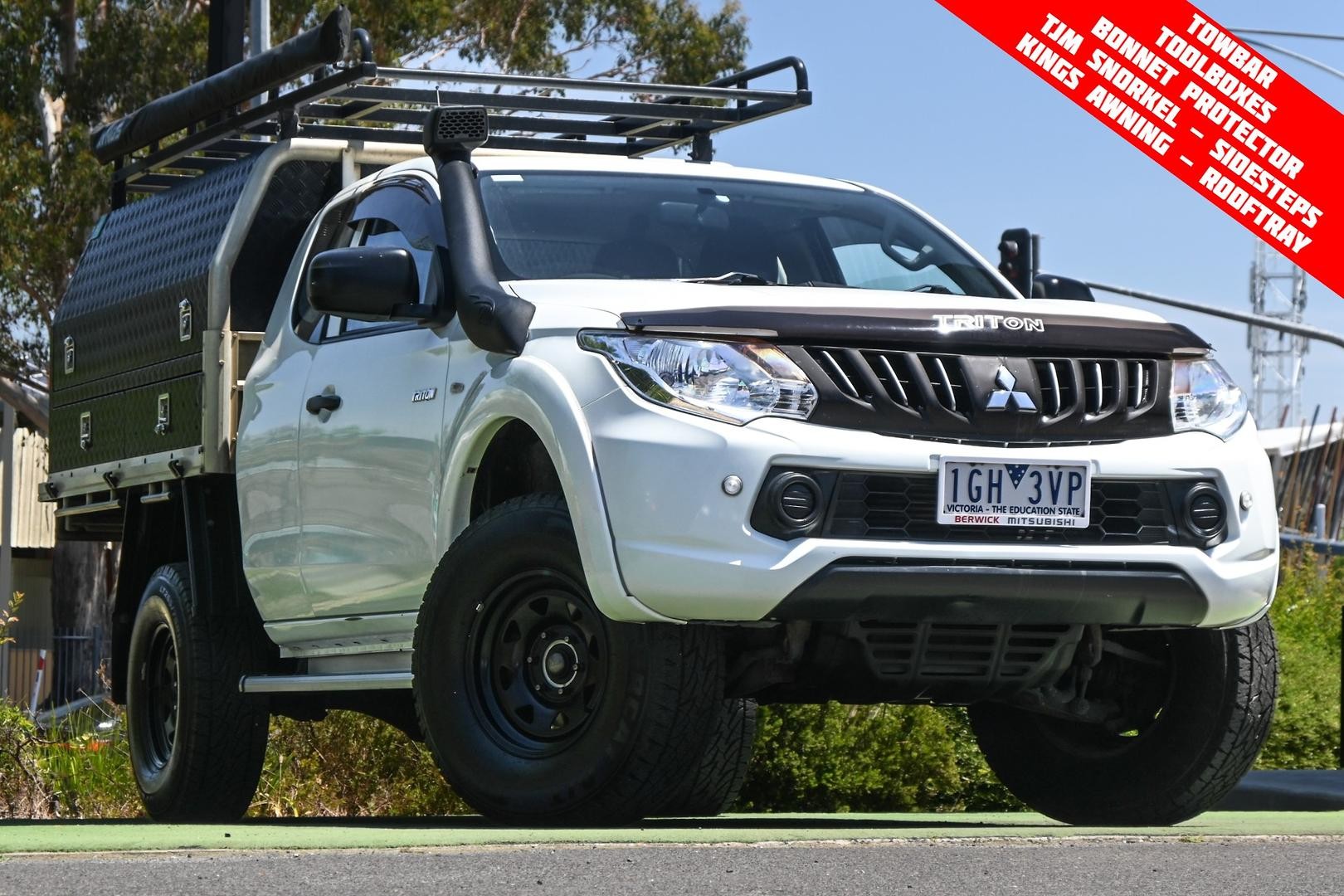 Mitsubishi Triton image 1