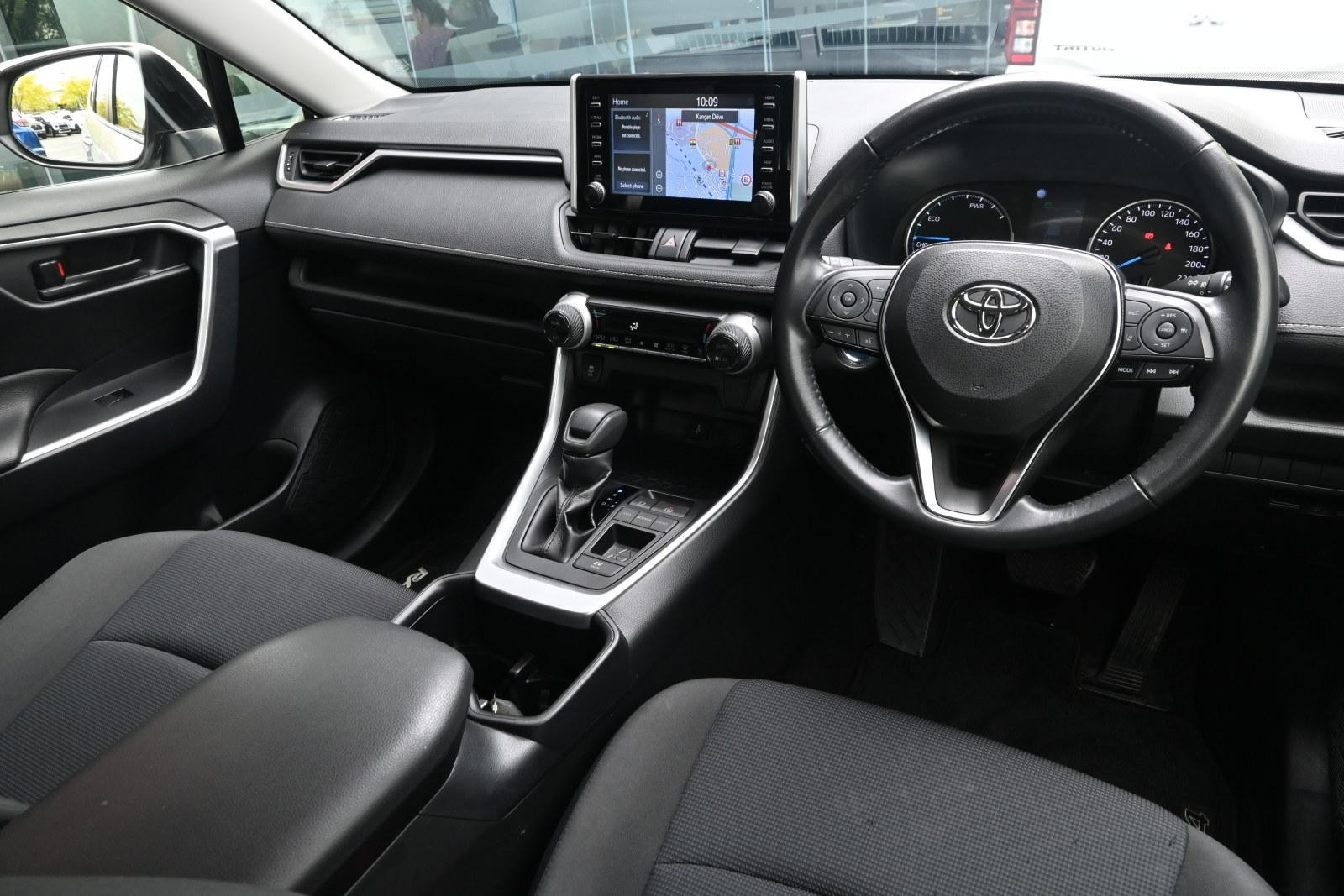 Toyota Rav4 image 3