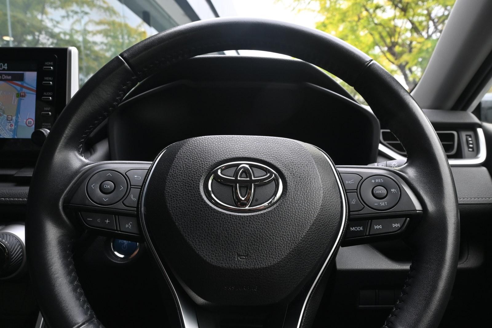 Toyota Rav4 image 4