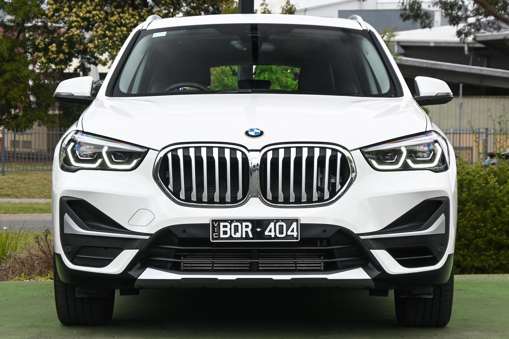 BMW X1 image 2