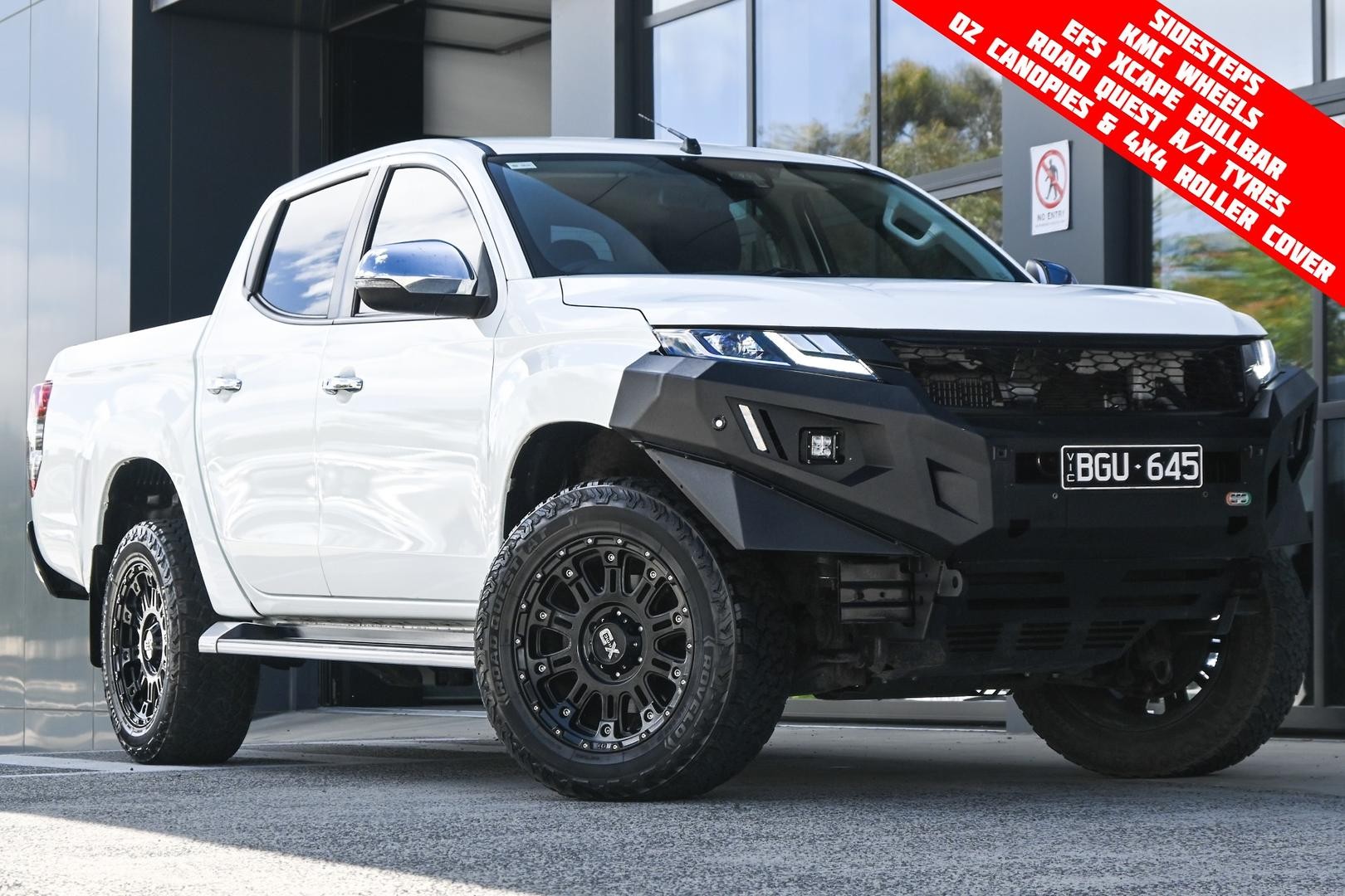 Mitsubishi Triton image 1