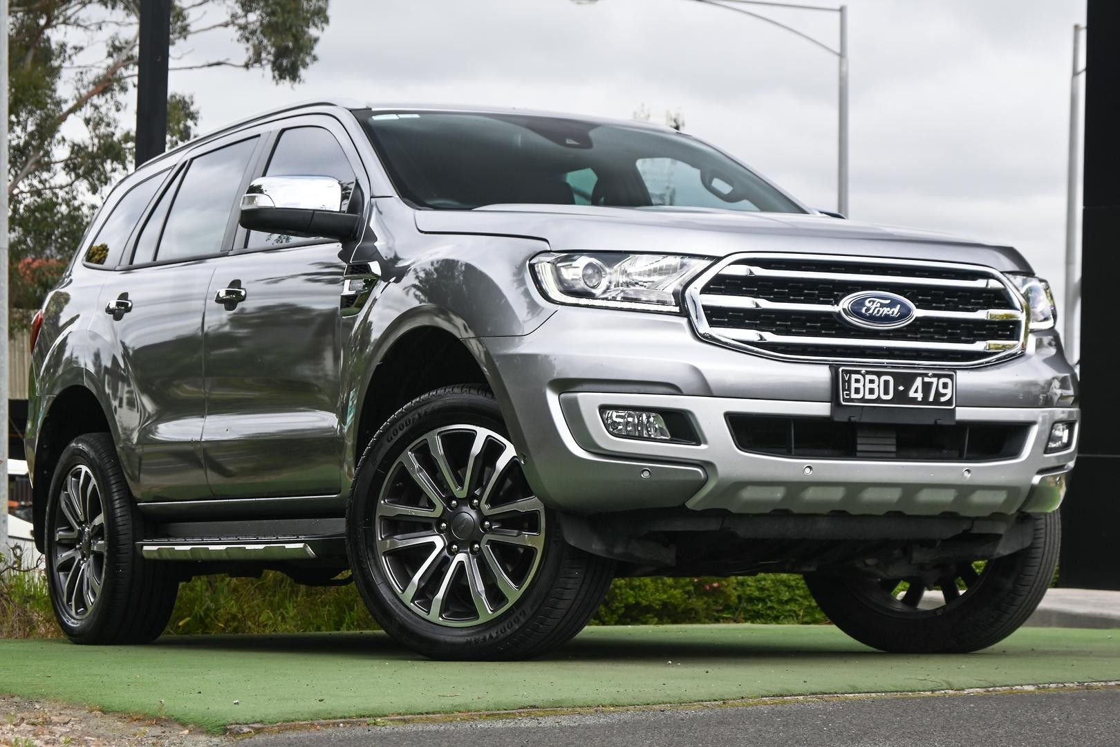 Ford Everest image 1