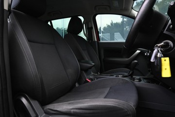 https://dvg-vehicle-assets.s3.amazonaws.com/U15739/7lprzzstgrkhxkn3g3oaom857.jpg