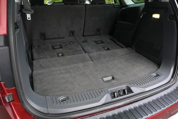 https://dvg-vehicle-assets.s3.amazonaws.com/U15739/a6nzxa3nqnkl81ctoc2t9vkk6.jpg