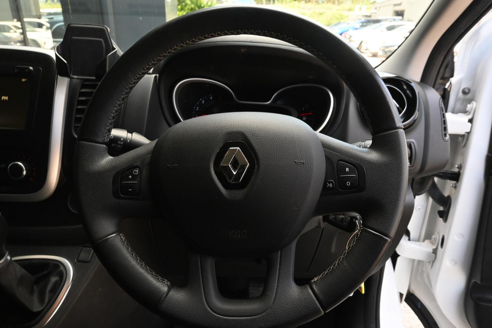 Renault Trafic image 4