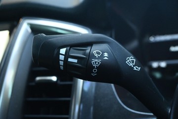 https://dvg-vehicle-assets.s3.amazonaws.com/U15818/67uru4wckddo4lgtofjgu0mu.jpg