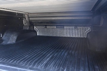 https://dvg-vehicle-assets.s3.amazonaws.com/U15818/dyl7rqq8gnchabxg6yv6ugmll.jpg