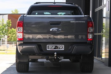 https://dvg-vehicle-assets.s3.amazonaws.com/U15818/e0b6ea57rrkb8kcv0ddq6y9vg.jpg