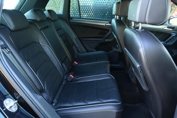 https://dvg-vehicle-assets.s3.amazonaws.com/U15830/2w87nzp7zvn5rn4ol6hp1znlk.jpg