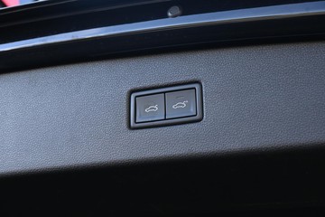 https://dvg-vehicle-assets.s3.amazonaws.com/U15830/4idual5ocz2cxzf5fqetx9eyi.jpg