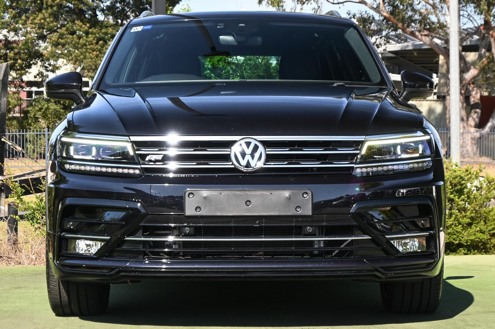 Volkswagen Tiguan image 2